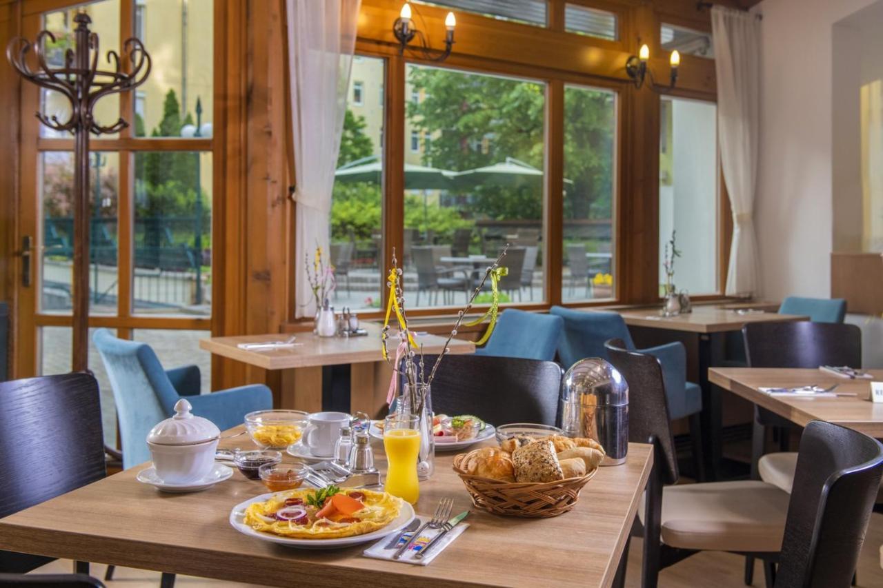 Corvin Hotel Budapest Sissi Wing Bagian luar foto