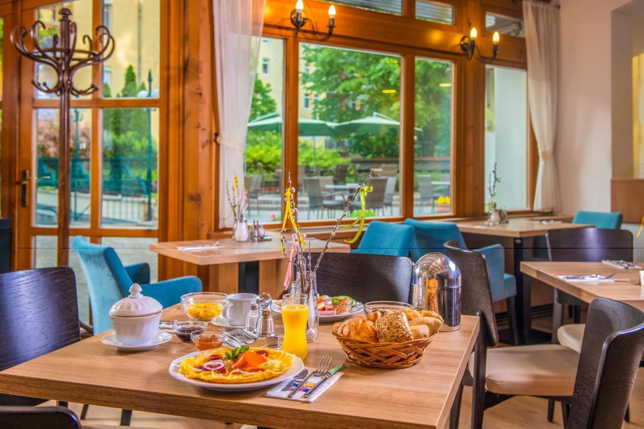 Corvin Hotel Budapest Sissi Wing Bagian luar foto