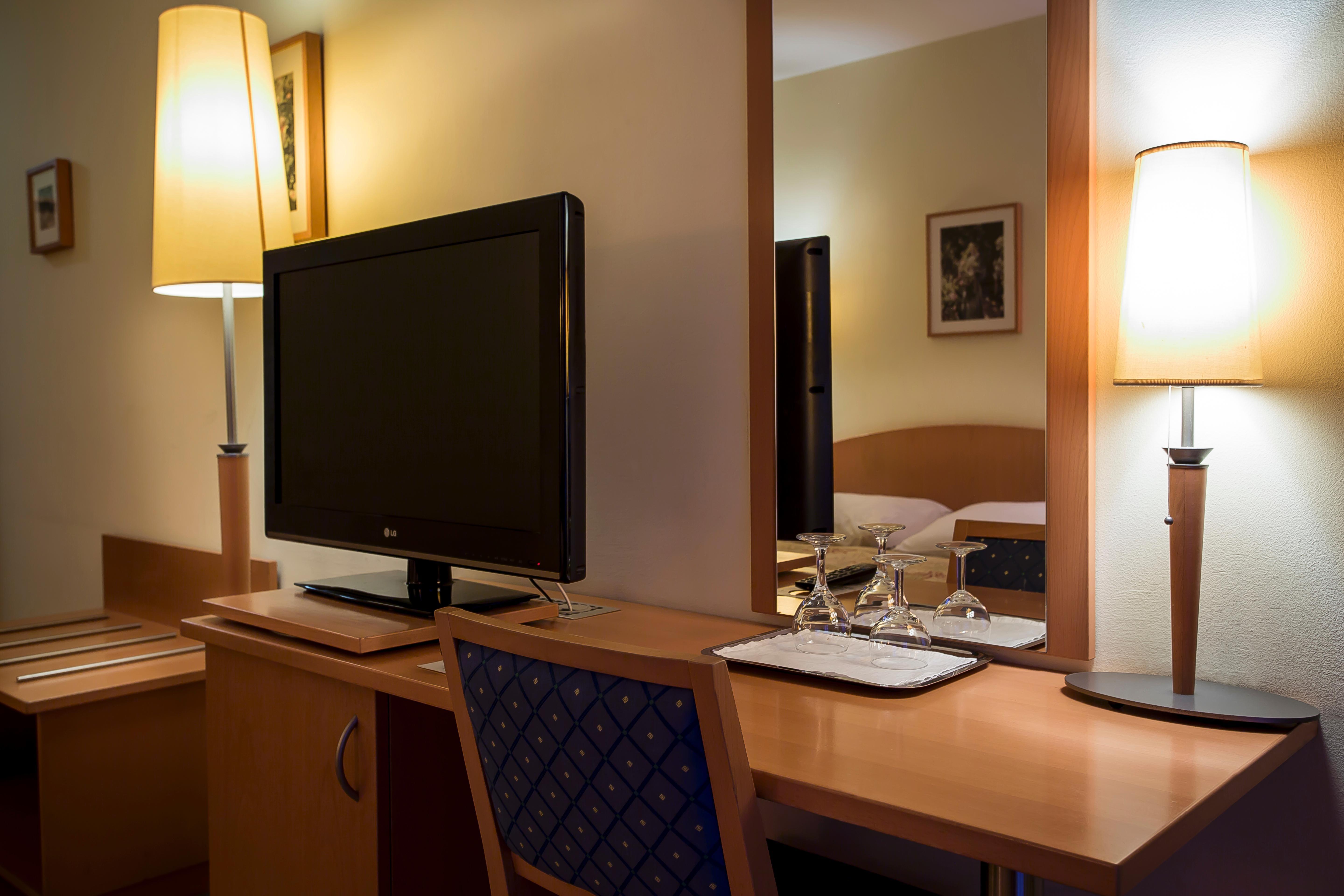 Corvin Hotel Budapest Sissi Wing Bagian luar foto