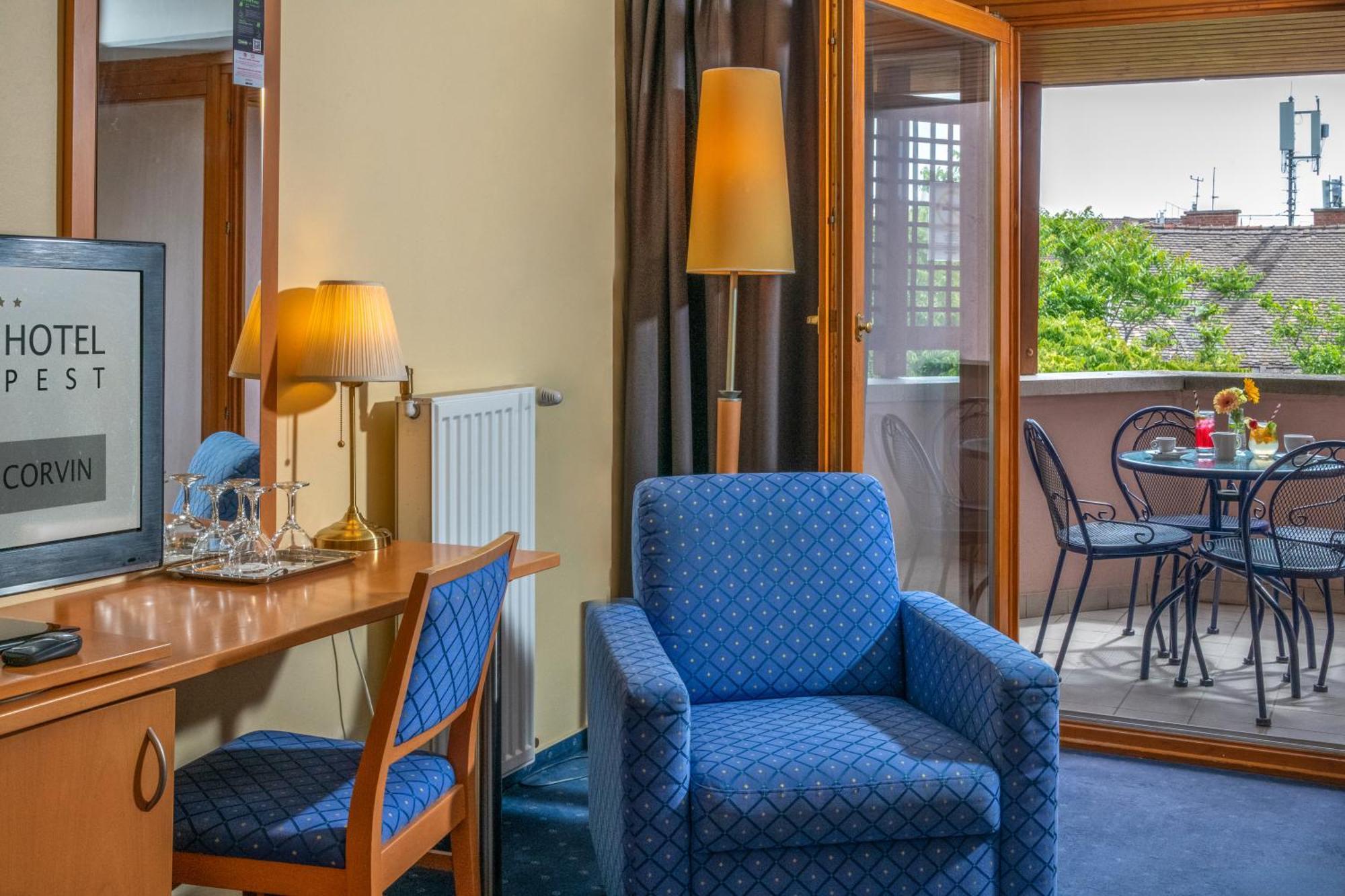 Corvin Hotel Budapest Sissi Wing Bagian luar foto