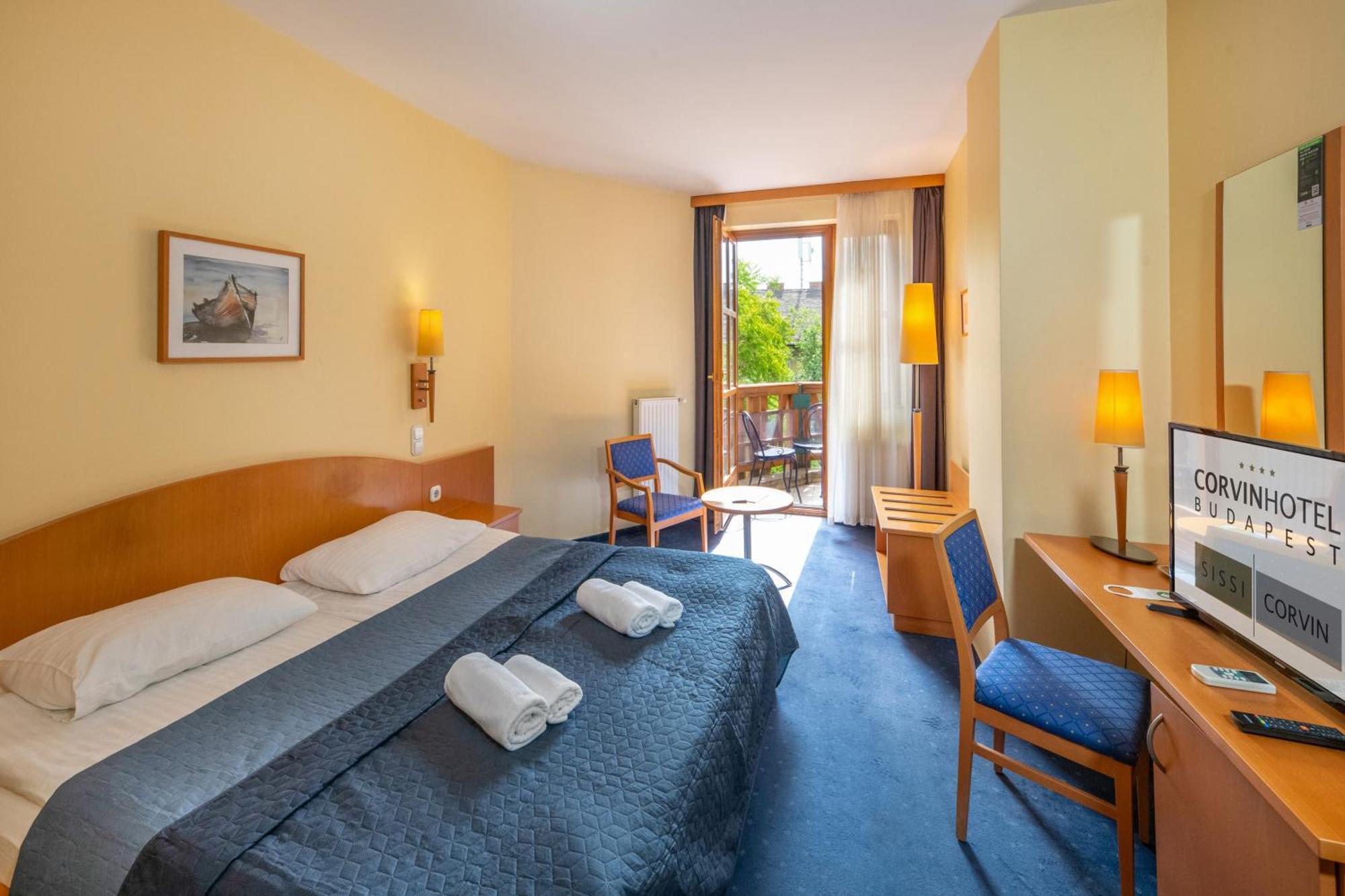 Corvin Hotel Budapest Sissi Wing Bagian luar foto
